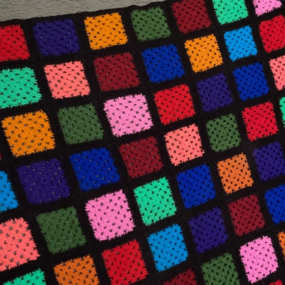 Vintage Handmade Granny Square 72”x 54” Large Multicolor Crochet Cottage Blanket - Picture 11 of 14